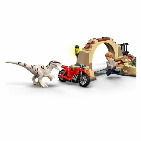LEGO Jurassic 76945 Atrocirapractor - Het Speelgoedpaleis