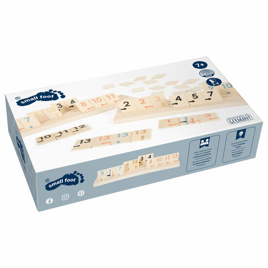 Small Foot  -  Houten Rummy Spel