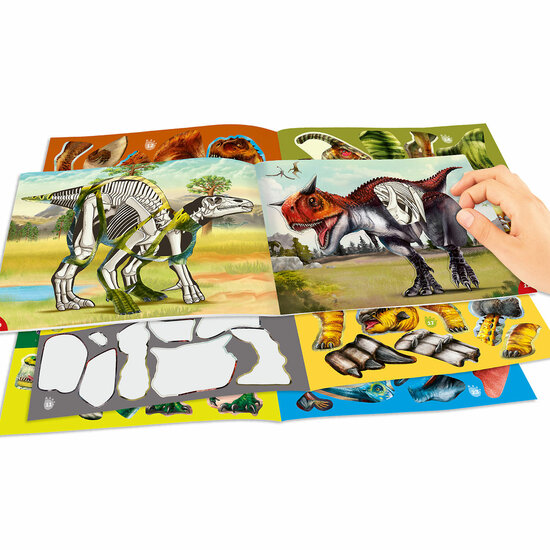 Dino World Sticker Fun Stickerboek