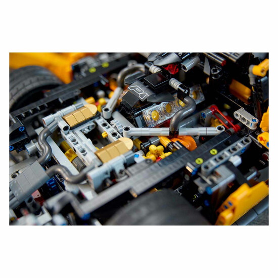 LEGO Technic 42172 Mclaren P1 - Foto 6