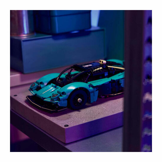 LEGO Technic 42208 Aston Martin Valkyrie - Foto 15