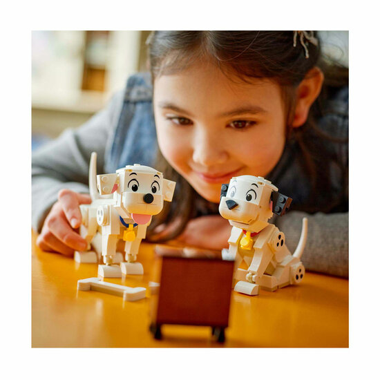 LEGO Disney 43271 Lucky en Penny uit 101 Dalmatiers - Foto 11