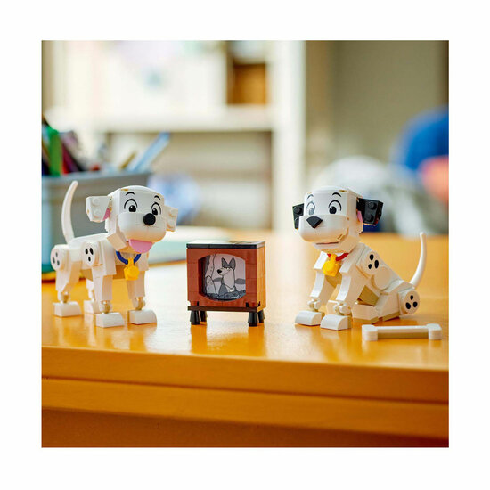 LEGO Disney 43271 Lucky en Penny uit 101 Dalmatiers - Foto 13