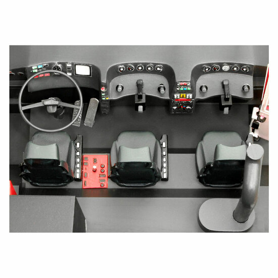 Revell Modelbouwpakket GFLF Simba 8x8 1:24 - 364dlg. - Foto 8