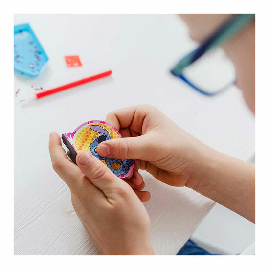 Totum 3in1 Stitch Diamond Painting, Armbanden maken en Gips Gieten Knutselset - Foto 14