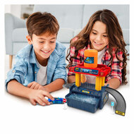 Auto Wasserette met Kleurveranderende Auto