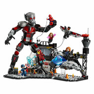 LEGO Super Heroes 76314 Captain America Civil War Actiescene