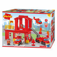 Abrick Brandweerkazerne met 3 Voertuigen