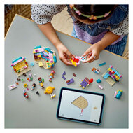 LEGO Friends 42649 Heartlake City Snoepwinkel - Foto 10