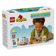LEGO DUPLO Town 10447 Ambulance met Chauffeur - Foto 6