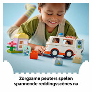 LEGO DUPLO Town 10447 Ambulance met Chauffeur - Foto 8