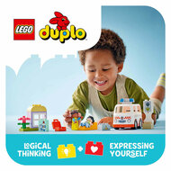 LEGO DUPLO Town 10447 Ambulance met Chauffeur - Foto 11