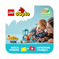 LEGO DUPLO 10443 Voor Het Eerst Op Het Vliegveld - Foto 10