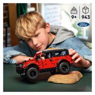LEGO Technic 42213 Ford Bronco SUV - Foto 11