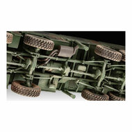 Revell Modelbouwpakket - MAN 10t milgl truck 8x8 1:35 - 245dlg. - Foto 6