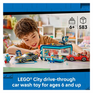 LEGO City 60497 Autowasstraat - Foto 10