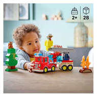 LEGO DUPLO 10473 Brandweertruck met slang en brandweerman - Foto 10