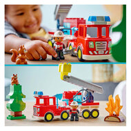 LEGO DUPLO 10473 Brandweertruck met slang en brandweerman - Foto 12