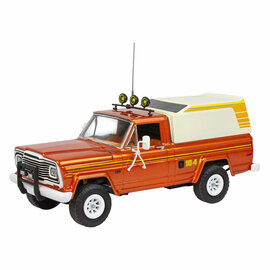 Revell Modelbouwpakket  - 1979 Jeep J-10 Pickup with camper top 1:24 -
